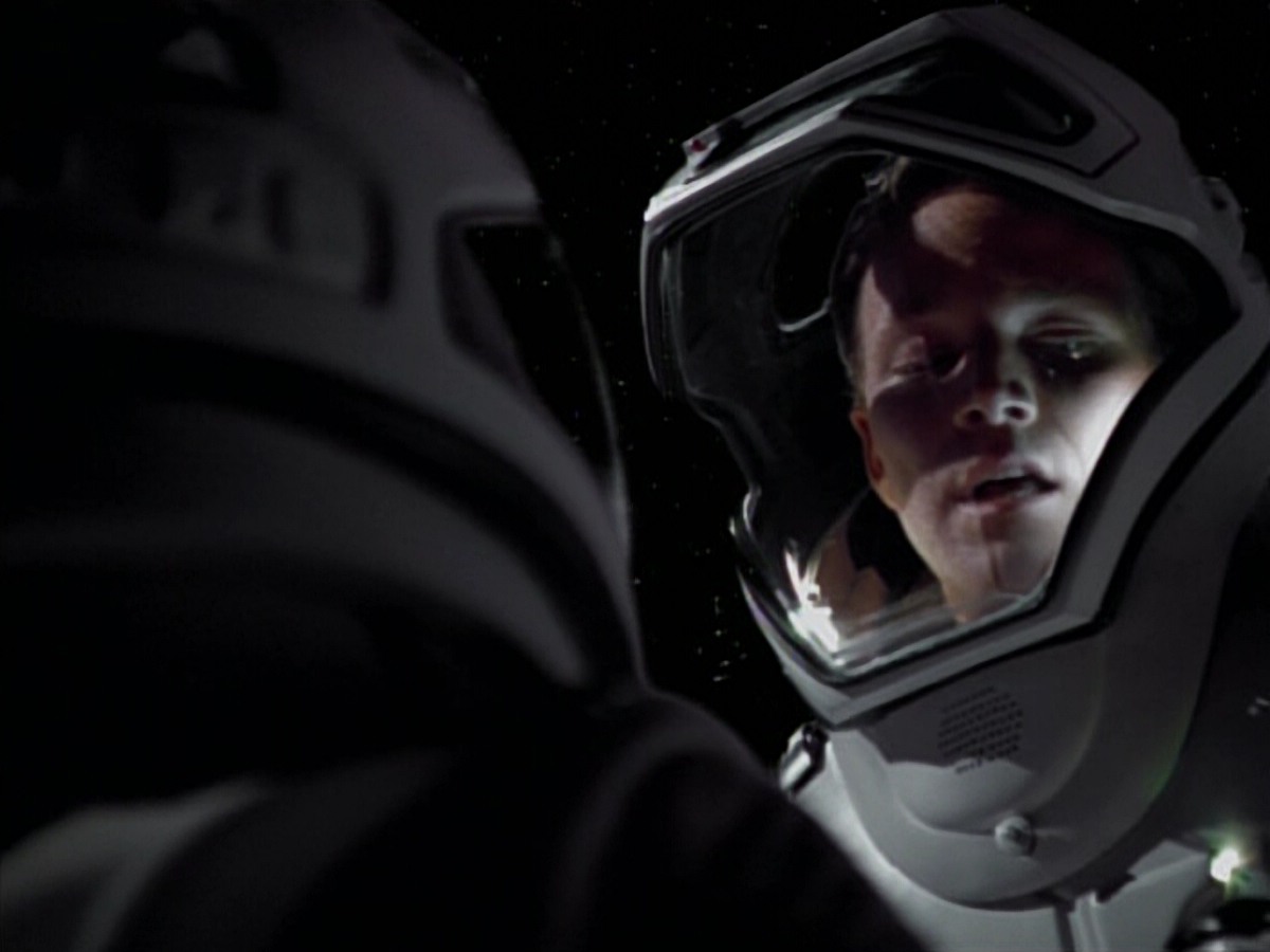 extant_StarTrekVoyager_4x03-DayOfHonor_4041.jpg