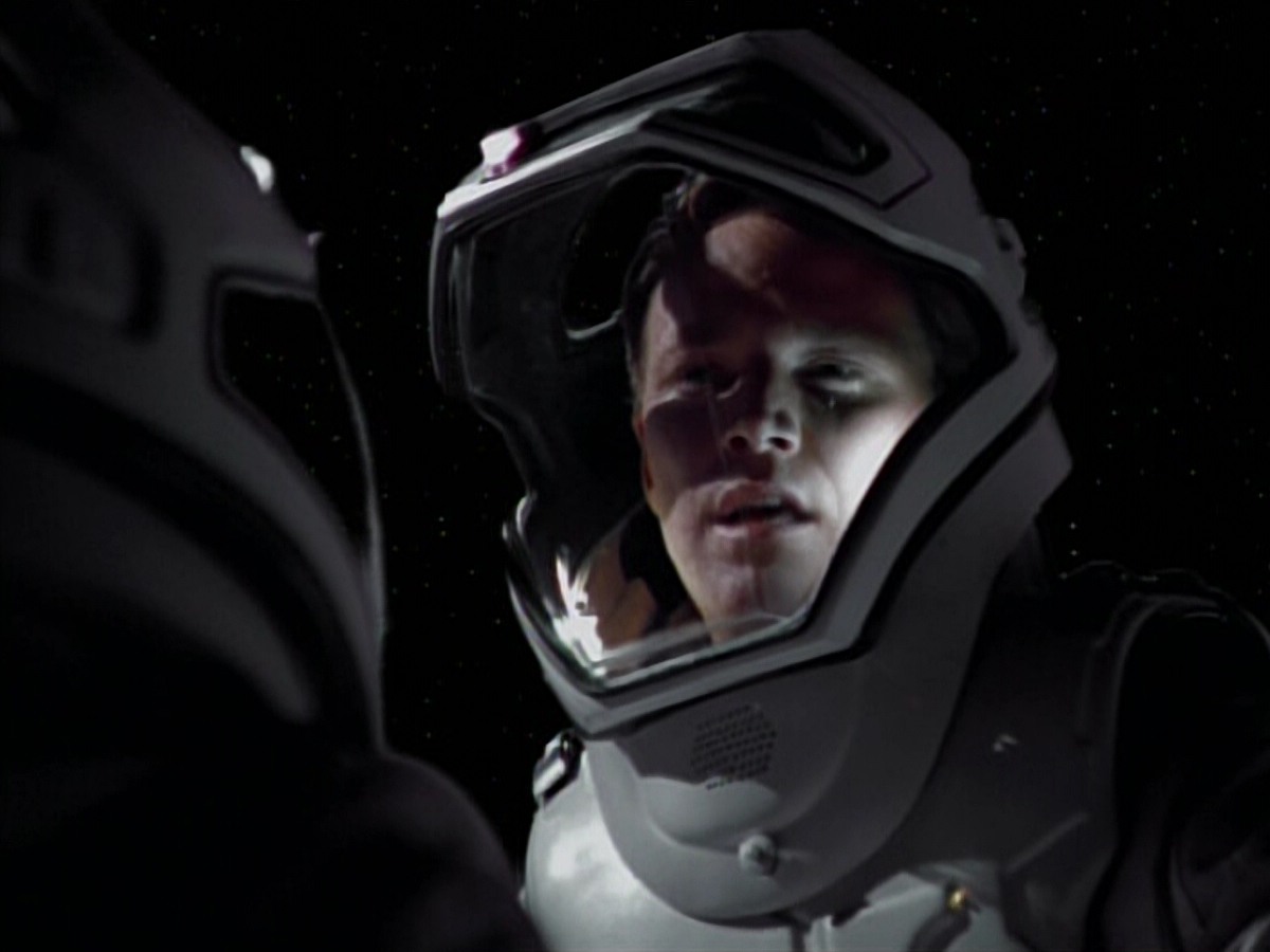 extant_StarTrekVoyager_4x03-DayOfHonor_4079.jpg