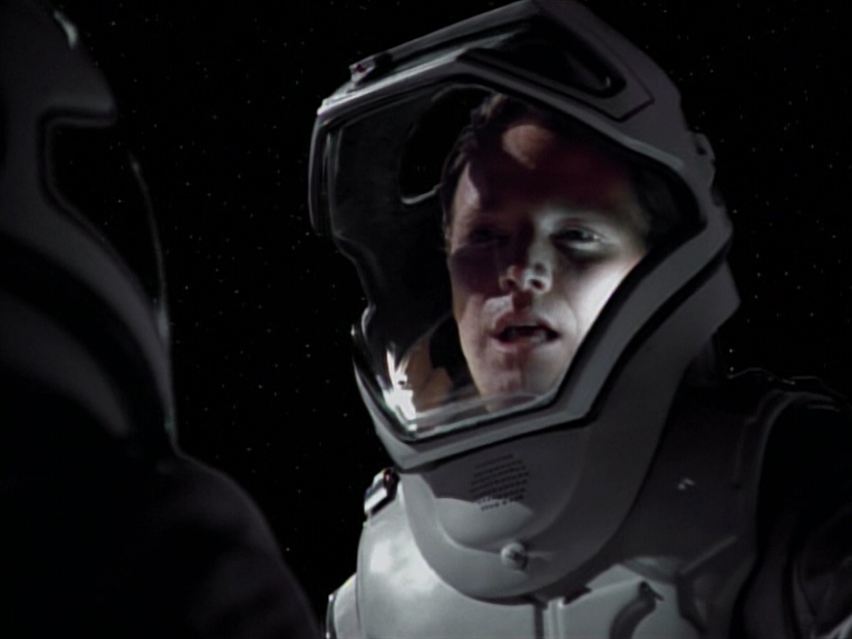 extant_StarTrekVoyager_4x03-DayOfHonor_4085.jpg