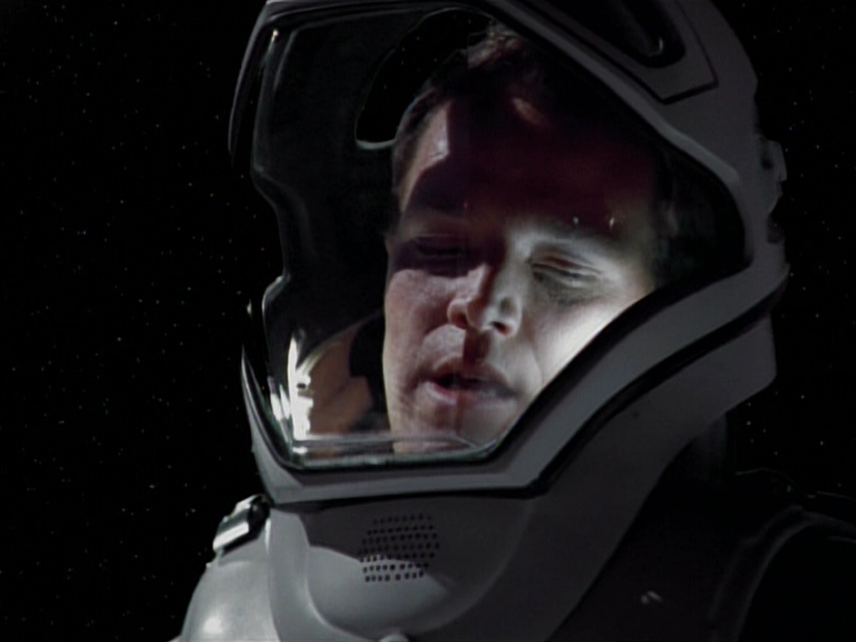 extant_StarTrekVoyager_4x03-DayOfHonor_4097.jpg