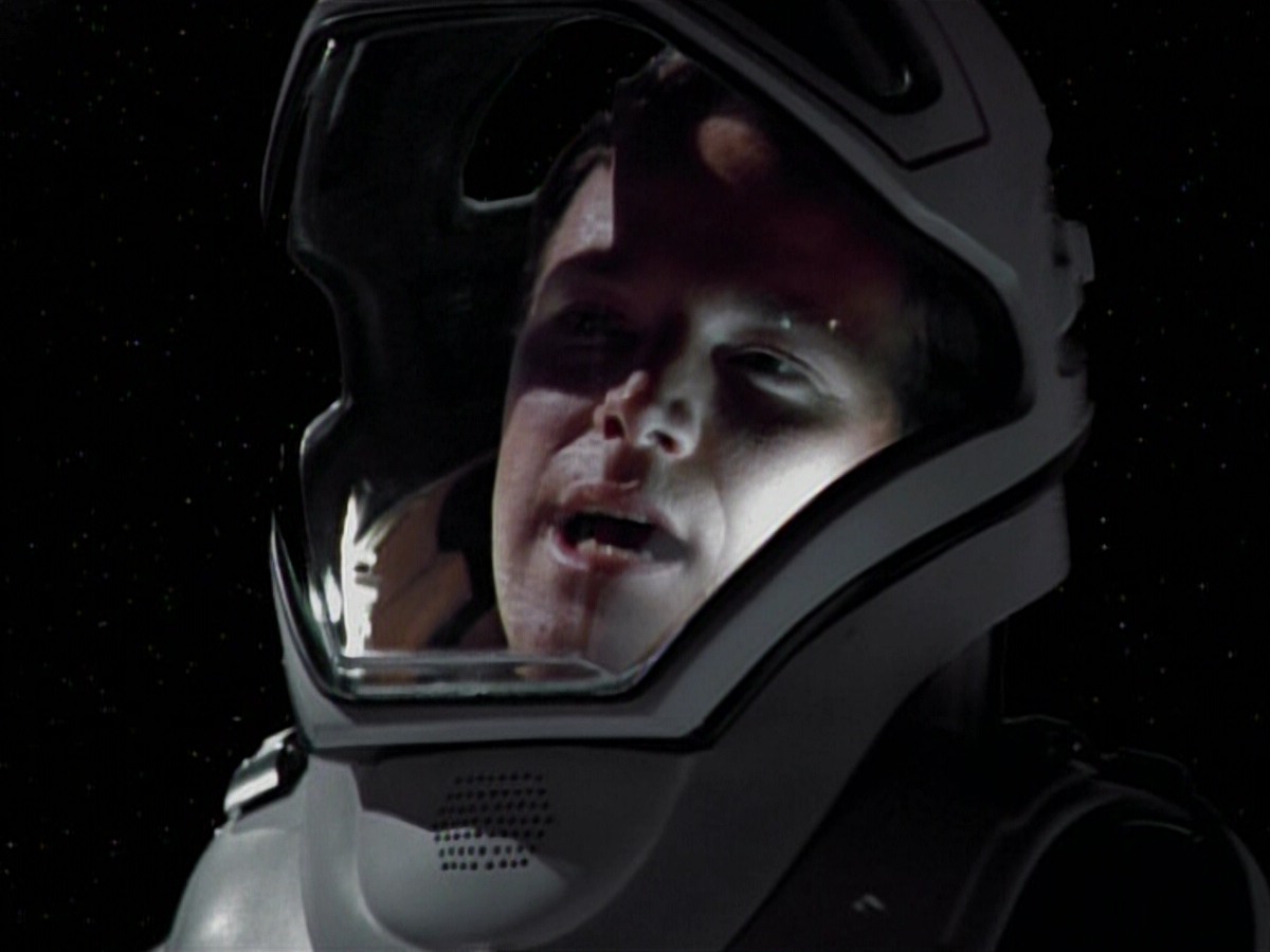 extant_StarTrekVoyager_4x03-DayOfHonor_4101.jpg