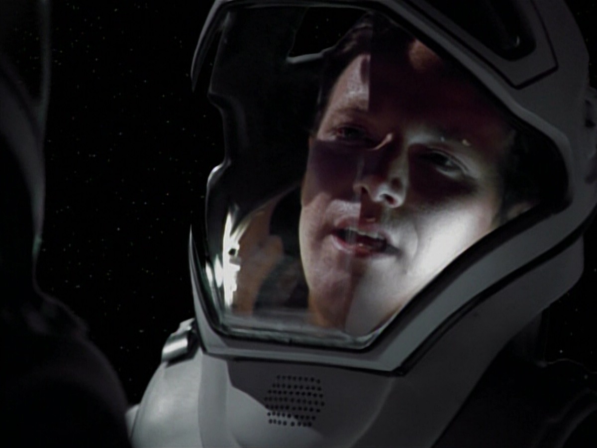 extant_StarTrekVoyager_4x03-DayOfHonor_4117.jpg