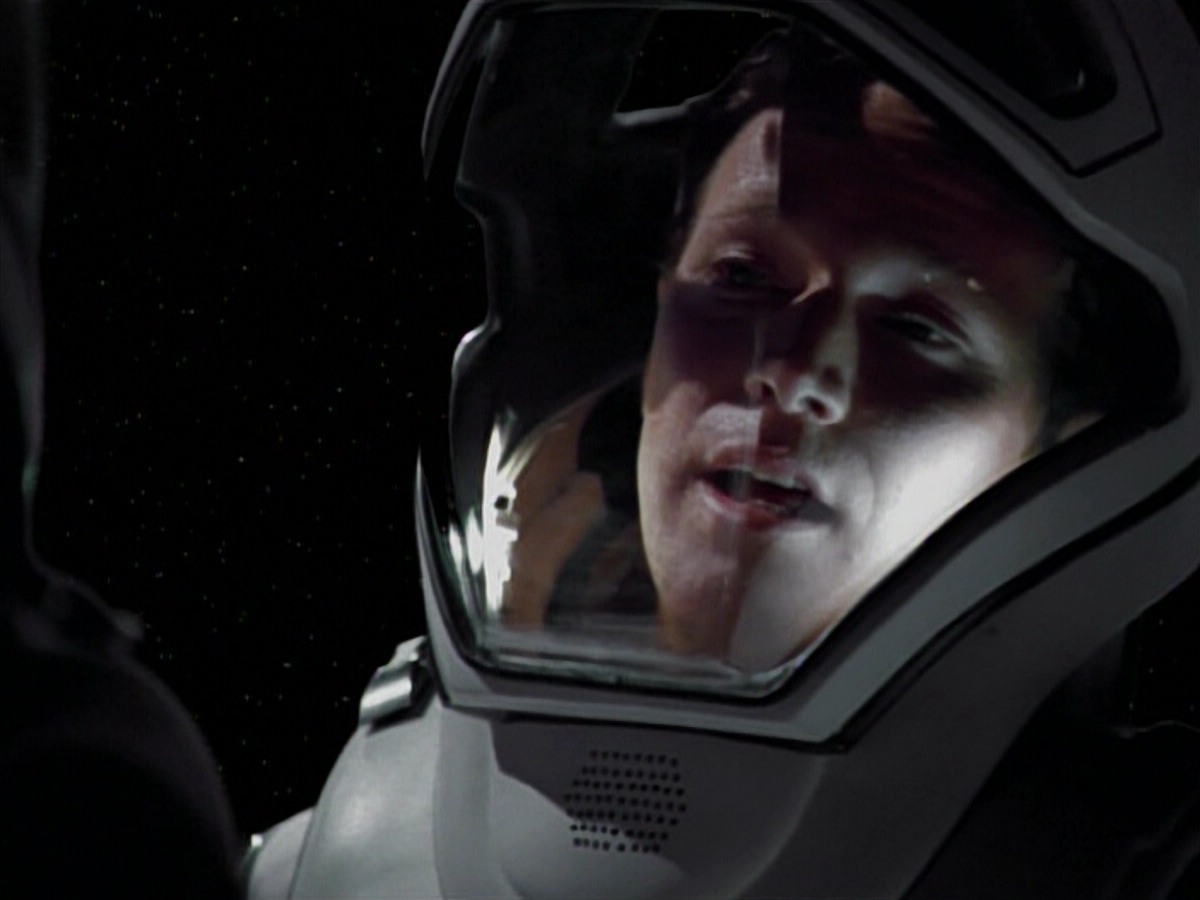 extant_StarTrekVoyager_4x03-DayOfHonor_4118.jpg