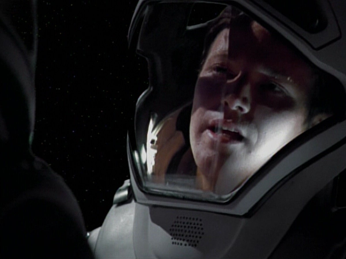 extant_StarTrekVoyager_4x03-DayOfHonor_4123.jpg