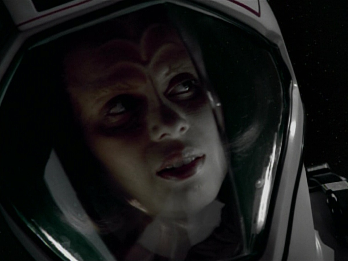 extant_StarTrekVoyager_4x03-DayOfHonor_4150.jpg