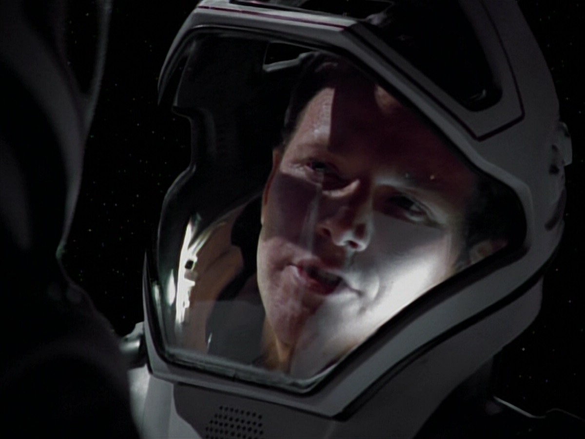 extant_StarTrekVoyager_4x03-DayOfHonor_4159.jpg