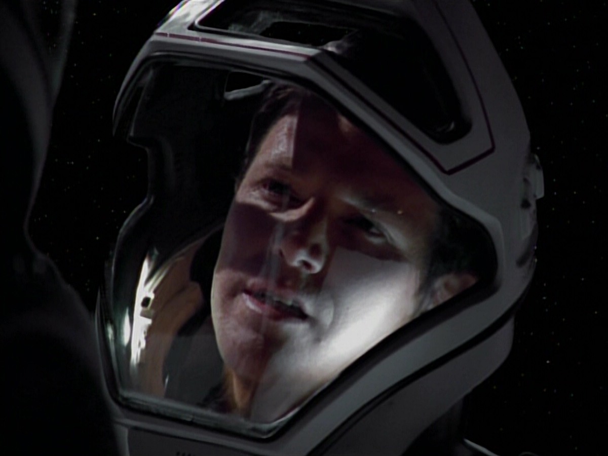 extant_StarTrekVoyager_4x03-DayOfHonor_4162.jpg