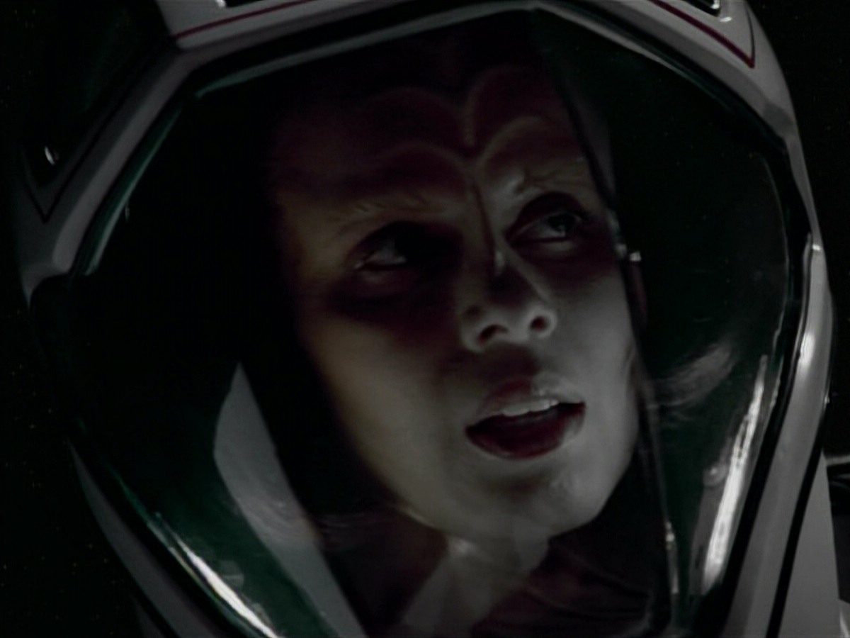 extant_StarTrekVoyager_4x03-DayOfHonor_4165.jpg