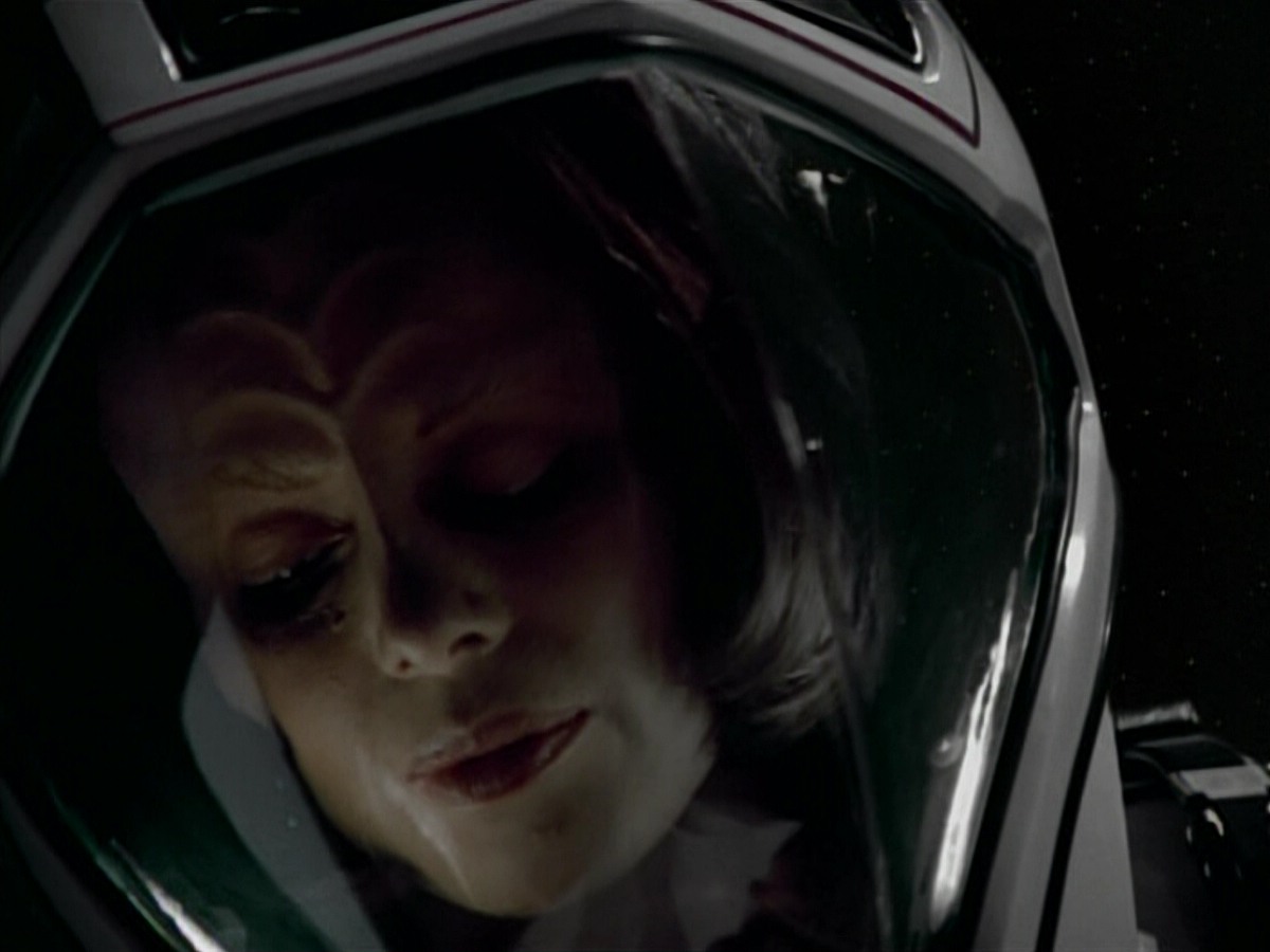 extant_StarTrekVoyager_4x03-DayOfHonor_4171.jpg