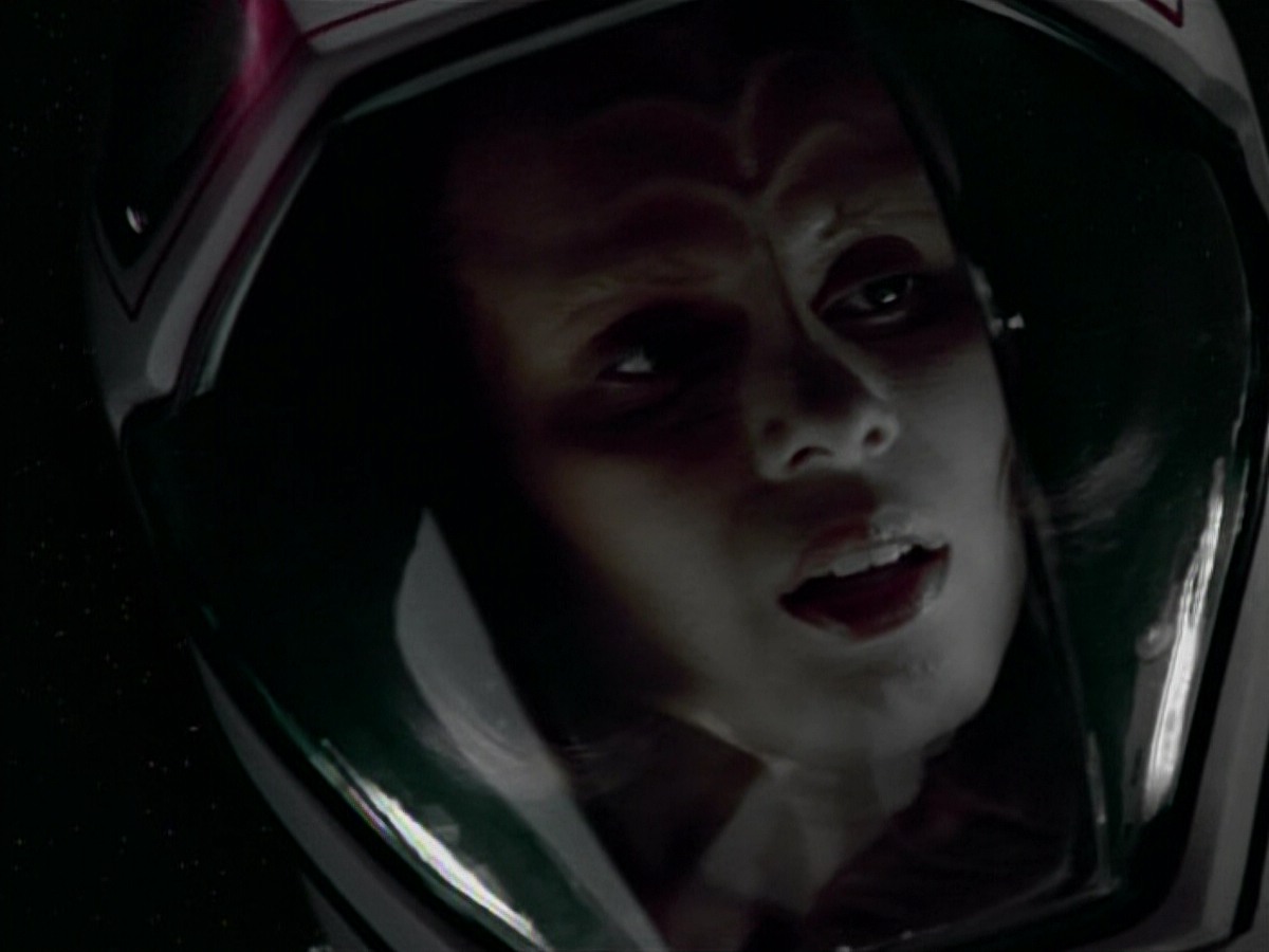 extant_StarTrekVoyager_4x03-DayOfHonor_4187.jpg