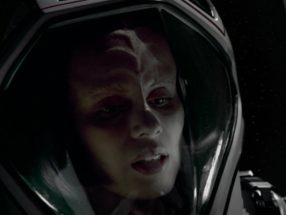 extant_StarTrekVoyager_4x03-DayOfHonor_4210.jpg