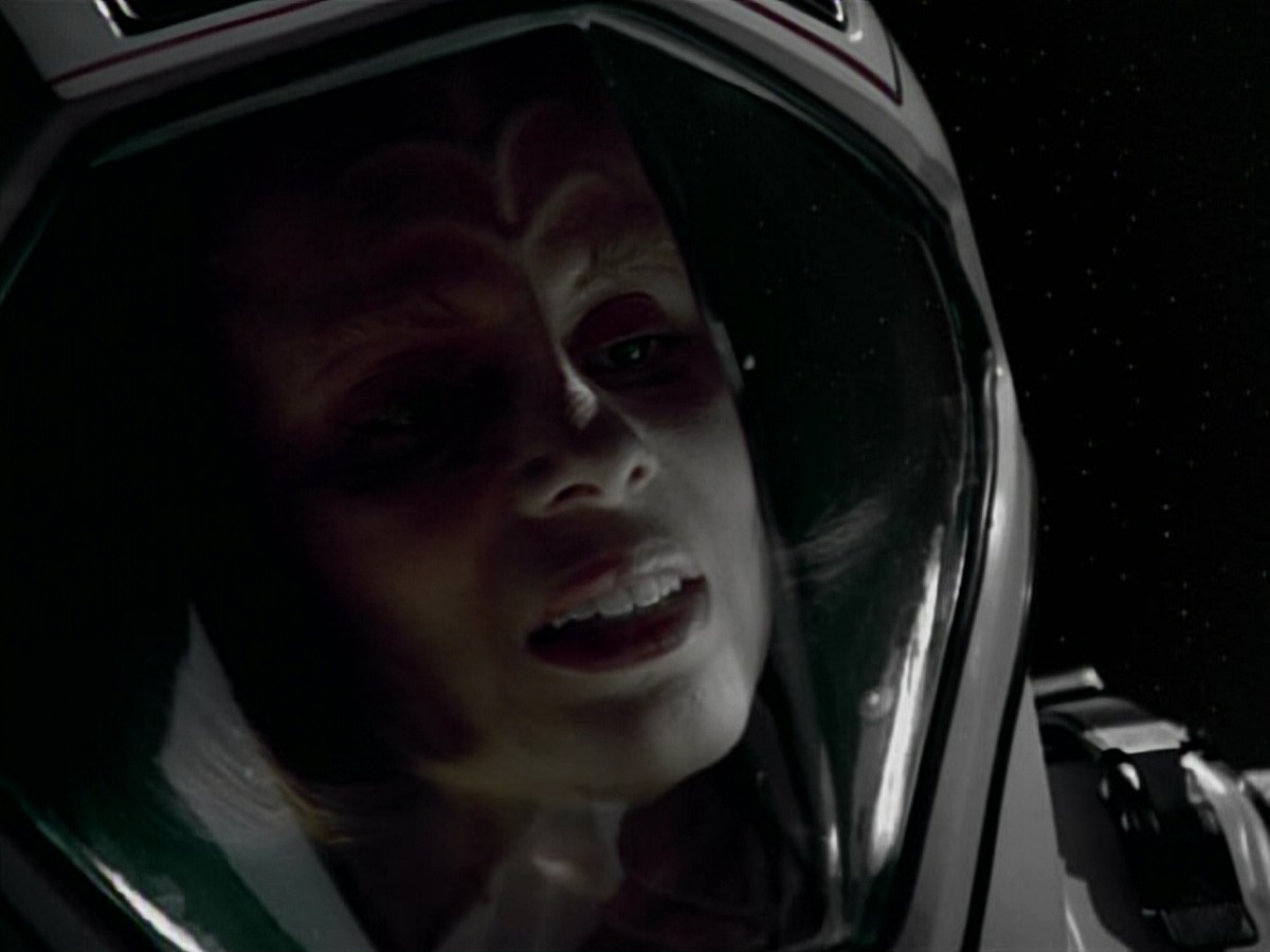 extant_StarTrekVoyager_4x03-DayOfHonor_4225.jpg