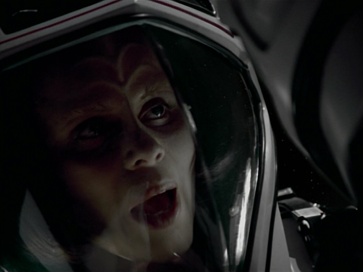 extant_StarTrekVoyager_4x03-DayOfHonor_4238.jpg