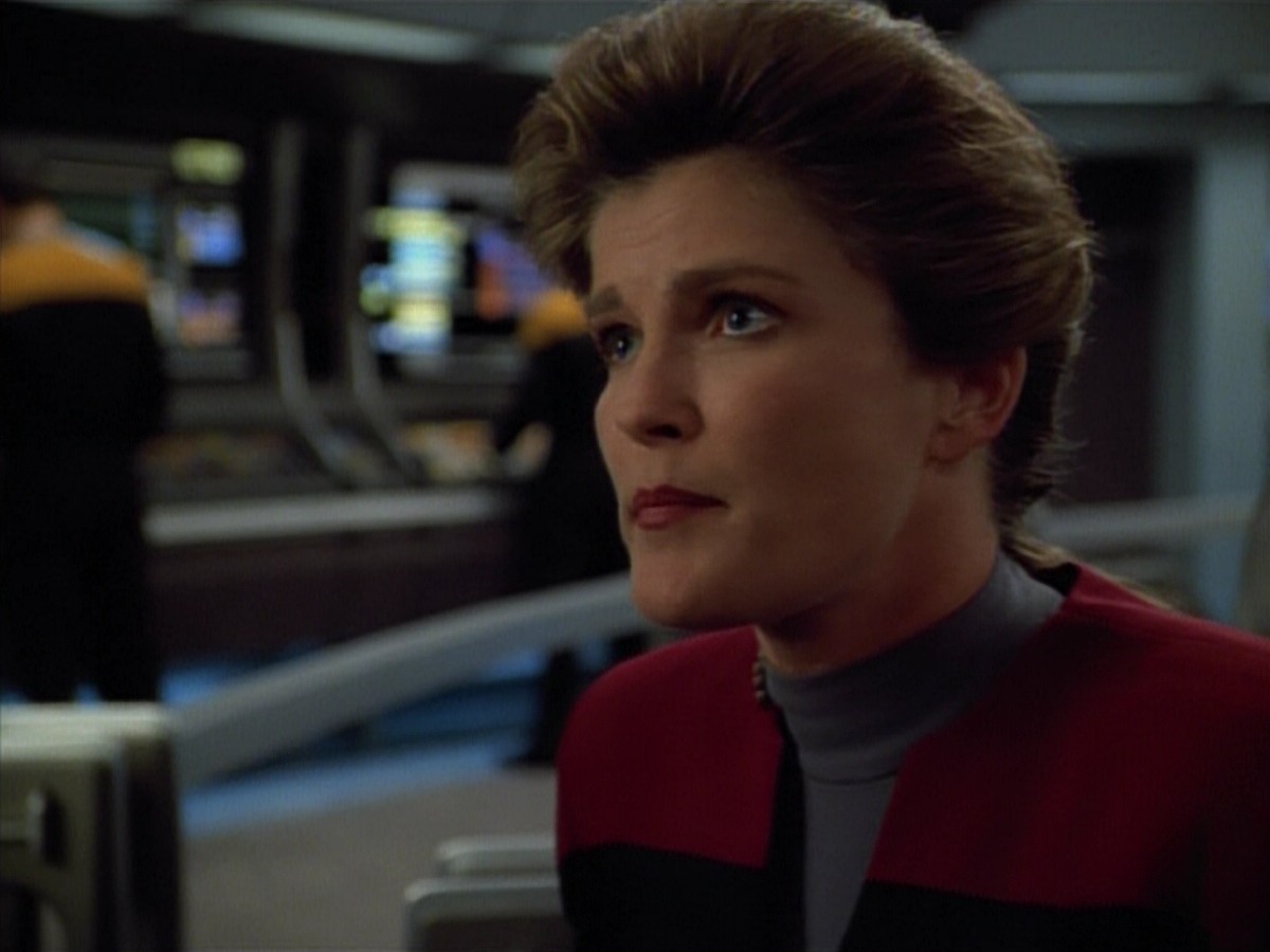 extant_StarTrekVoyager_4x03-DayOfHonor_4349.jpg