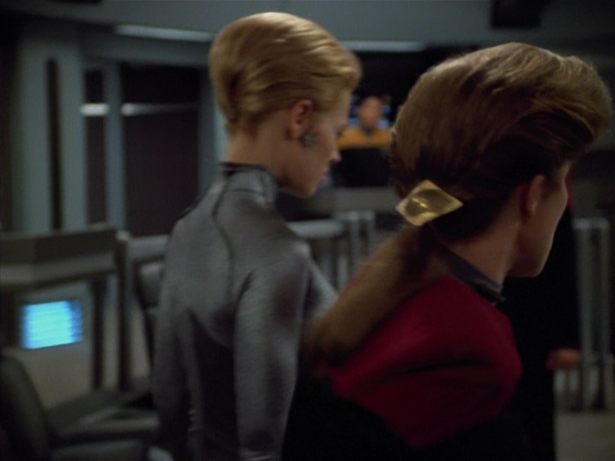extant_StarTrekVoyager_4x03-DayOfHonor_4352.jpg