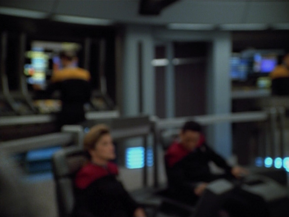 extant_StarTrekVoyager_4x03-DayOfHonor_4454.jpg