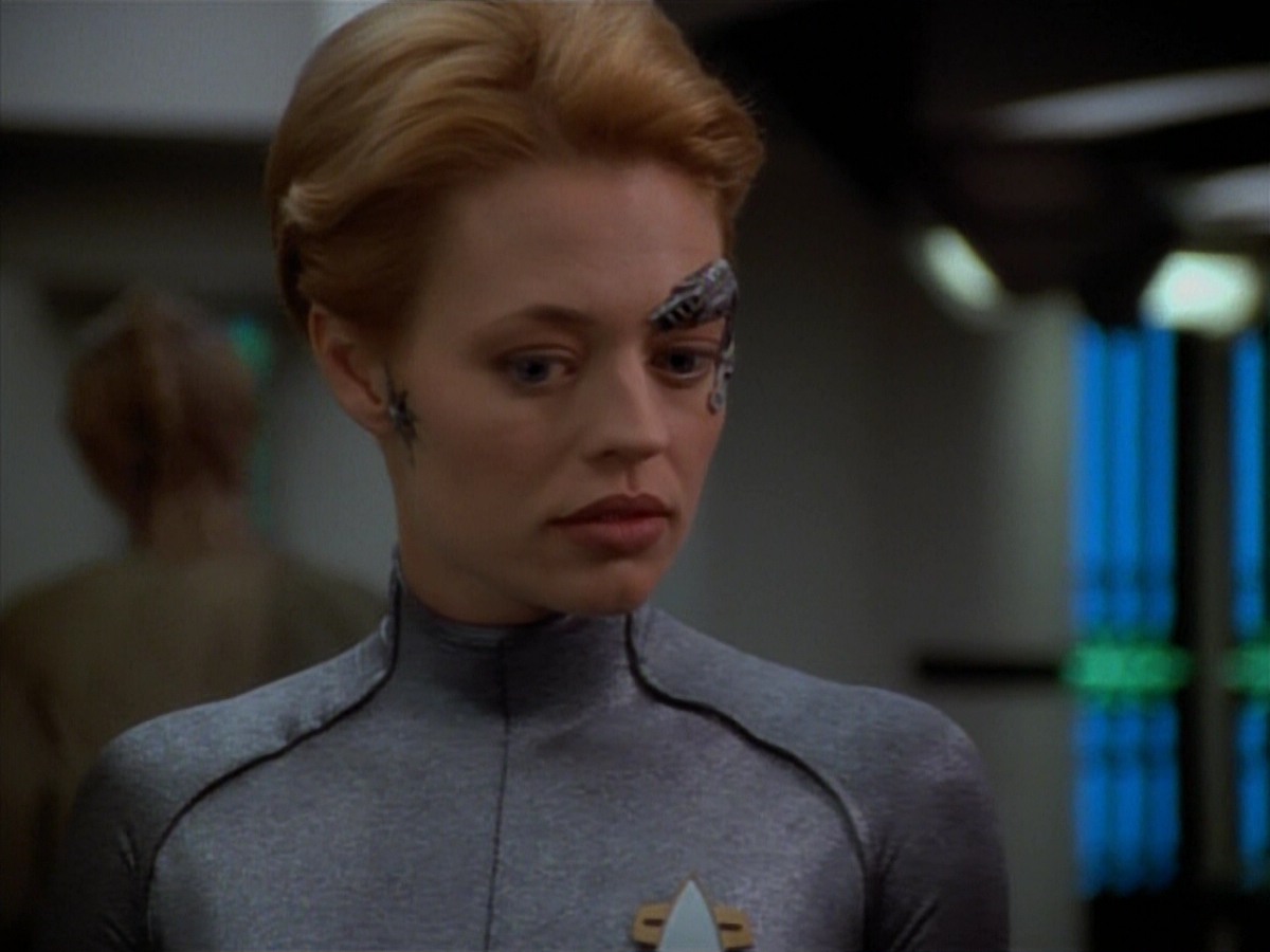 extant_StarTrekVoyager_4x03-DayOfHonor_4520.jpg