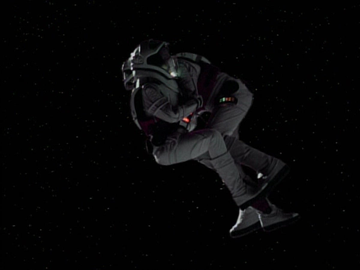 extant_StarTrekVoyager_4x03-DayOfHonor_4543.jpg