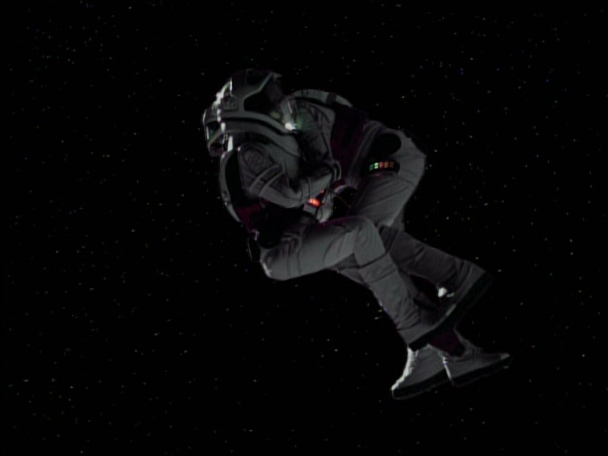 extant_StarTrekVoyager_4x03-DayOfHonor_4545.jpg