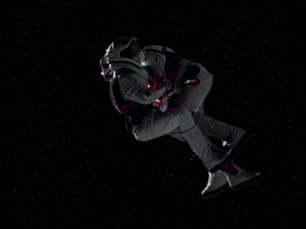 extant_StarTrekVoyager_4x03-DayOfHonor_4548.jpg