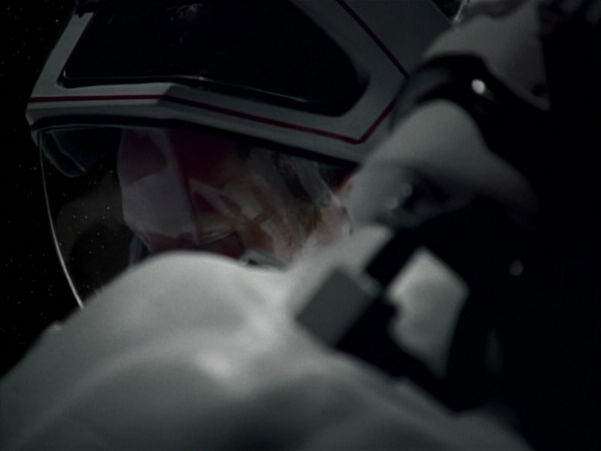 extant_StarTrekVoyager_4x03-DayOfHonor_4554.jpg