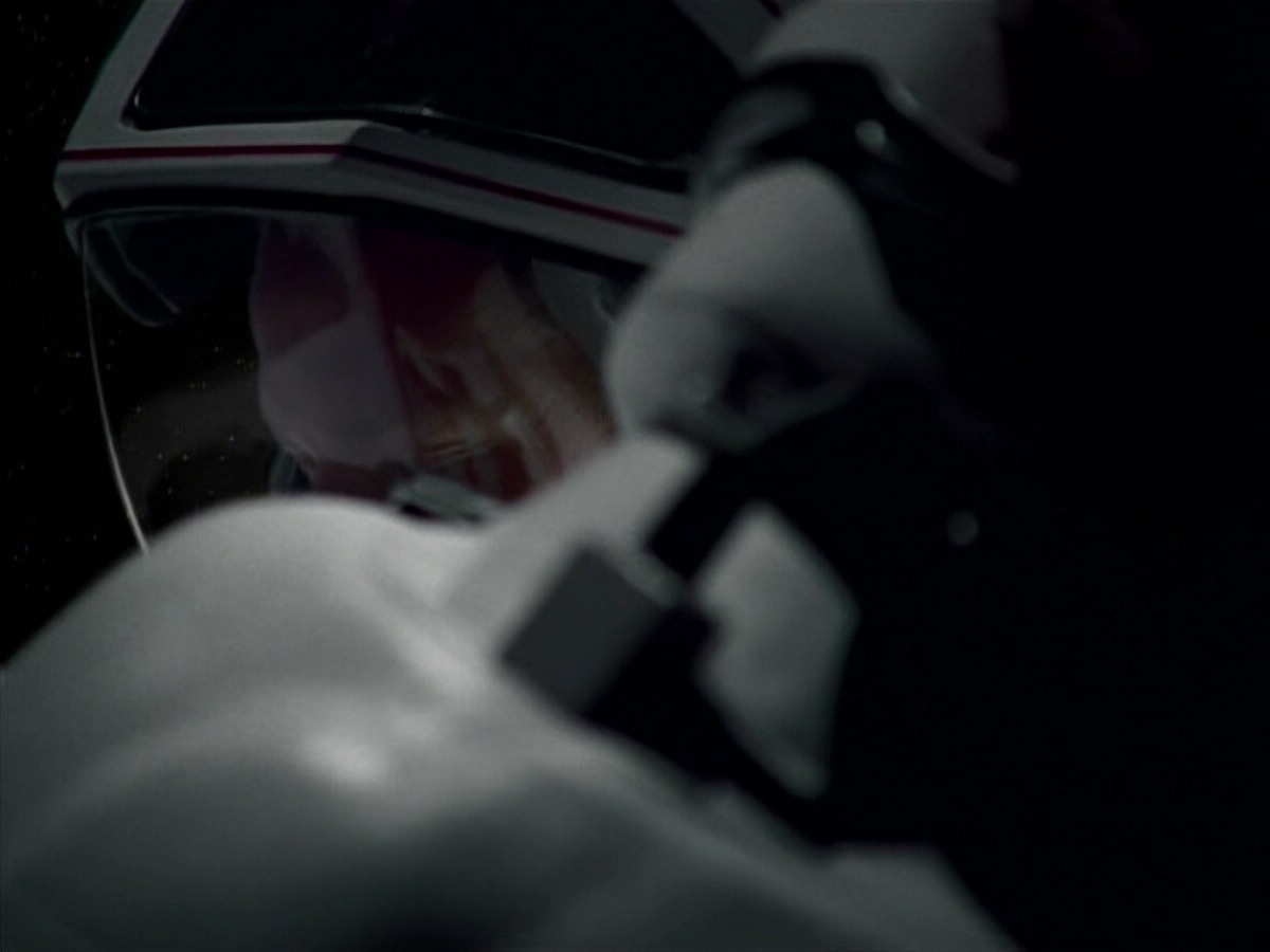 extant_StarTrekVoyager_4x03-DayOfHonor_4555.jpg