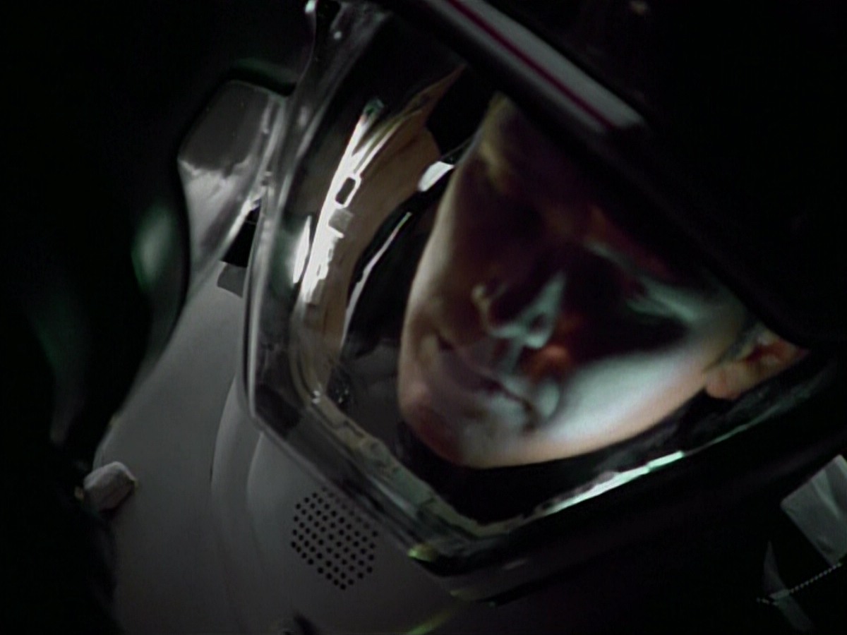 extant_StarTrekVoyager_4x03-DayOfHonor_4569.jpg