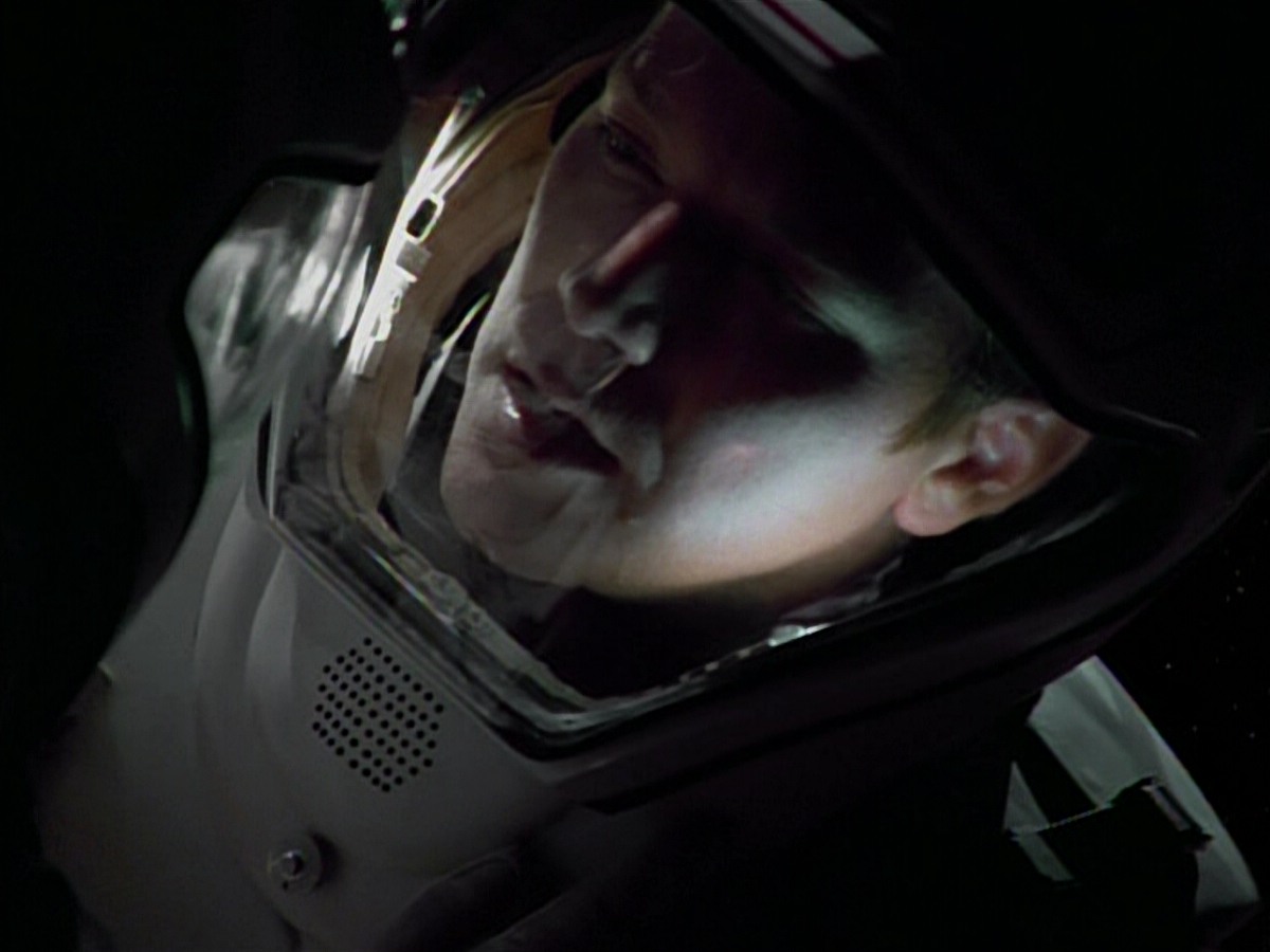 extant_StarTrekVoyager_4x03-DayOfHonor_4573.jpg