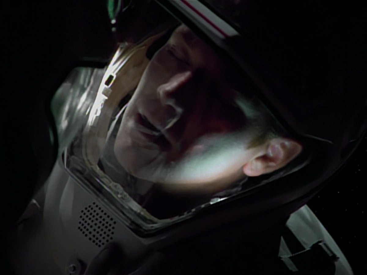 extant_StarTrekVoyager_4x03-DayOfHonor_4574.jpg