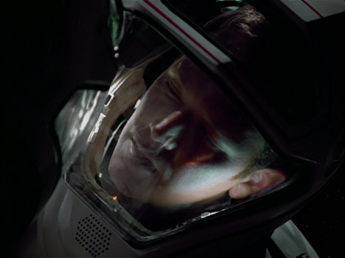 extant_StarTrekVoyager_4x03-DayOfHonor_4577.jpg