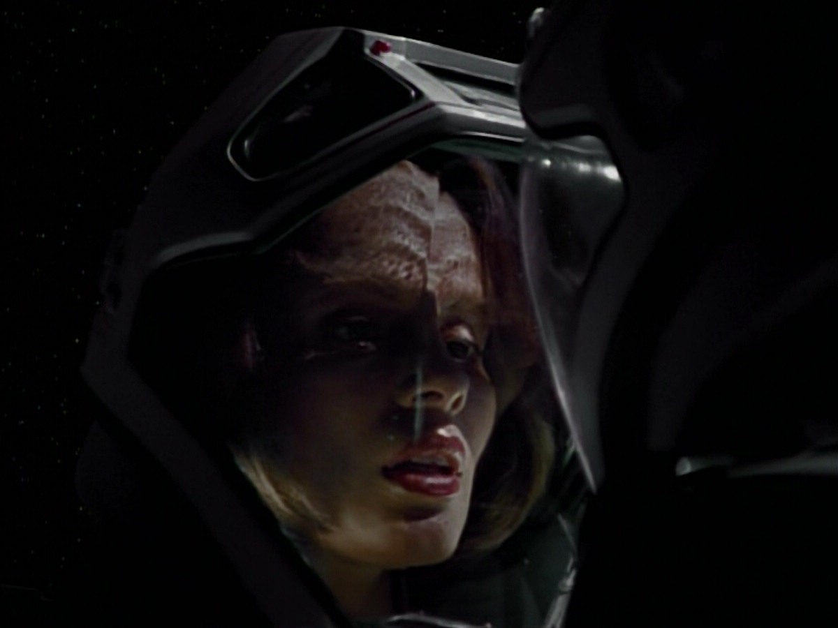 extant_StarTrekVoyager_4x03-DayOfHonor_4582.jpg