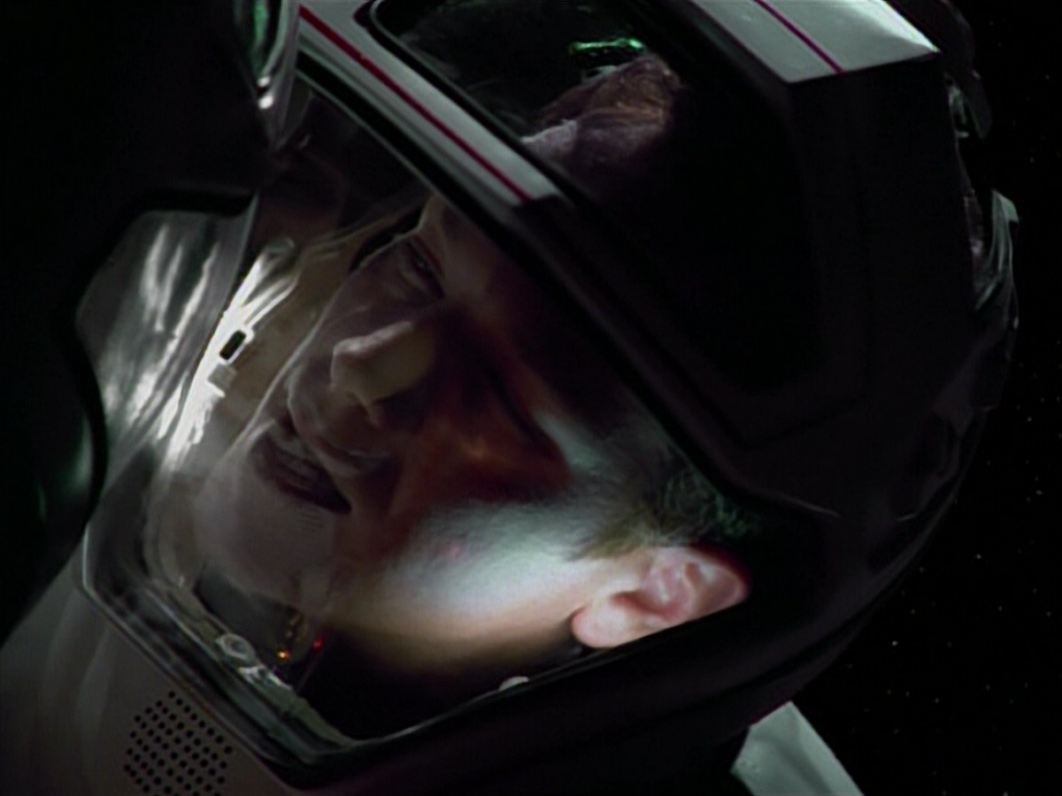 extant_StarTrekVoyager_4x03-DayOfHonor_4594.jpg