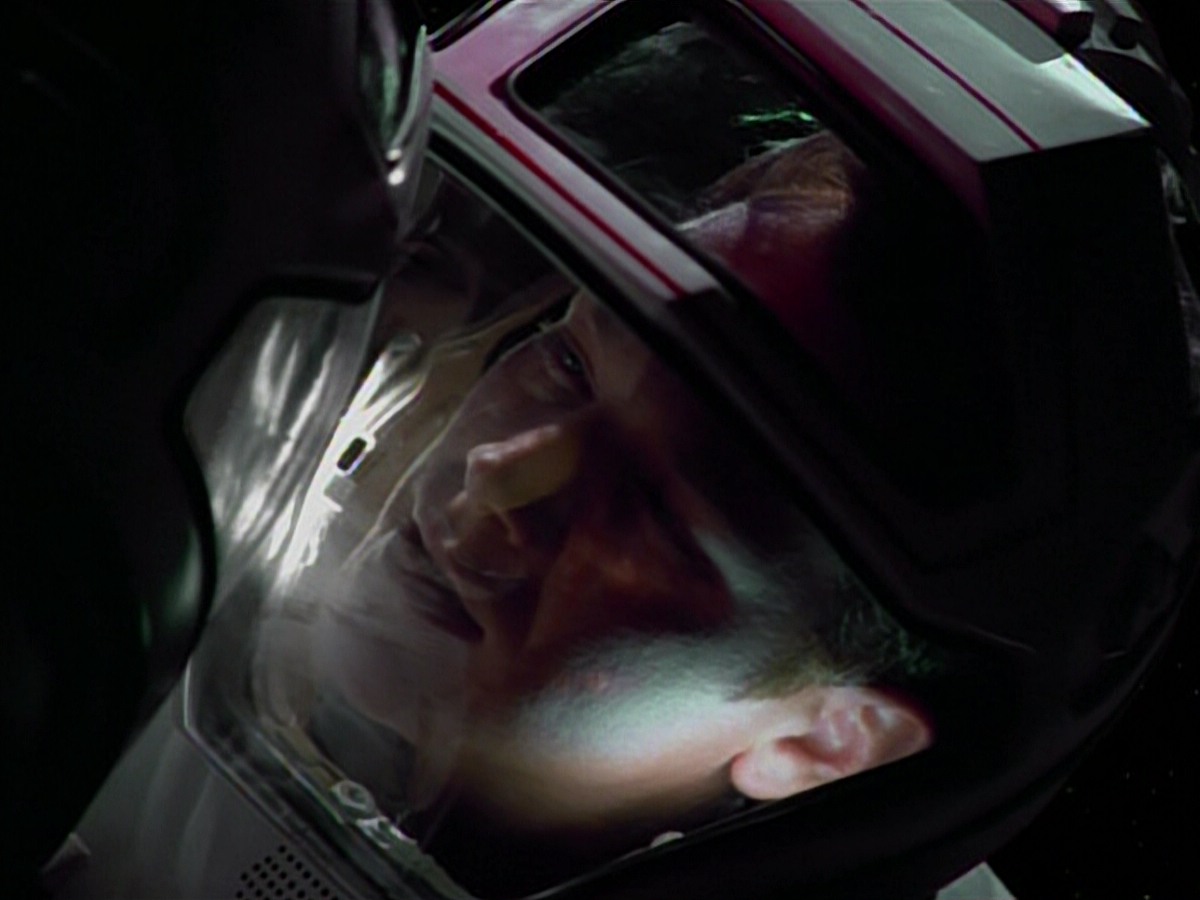 extant_StarTrekVoyager_4x03-DayOfHonor_4598.jpg