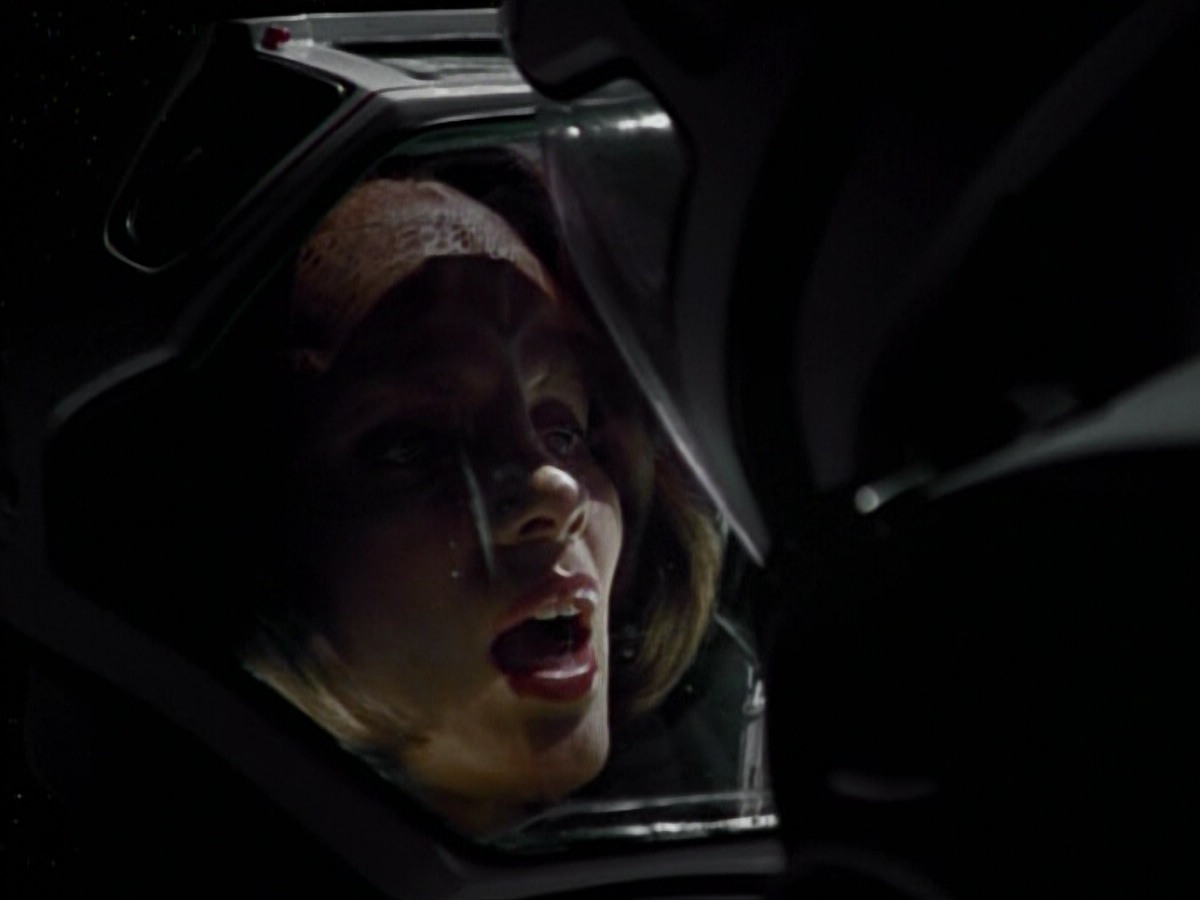 extant_StarTrekVoyager_4x03-DayOfHonor_4603.jpg
