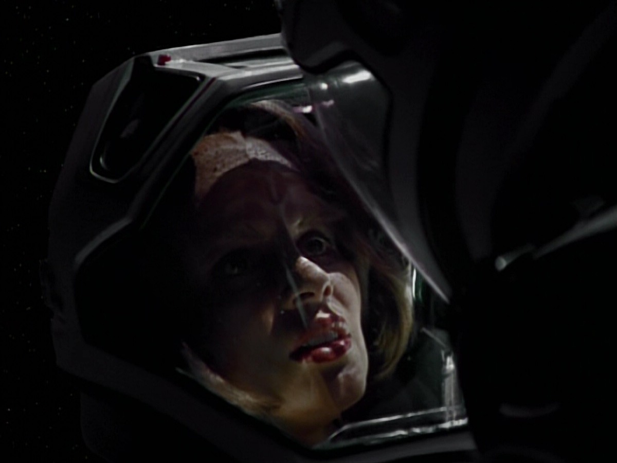 extant_StarTrekVoyager_4x03-DayOfHonor_4634.jpg
