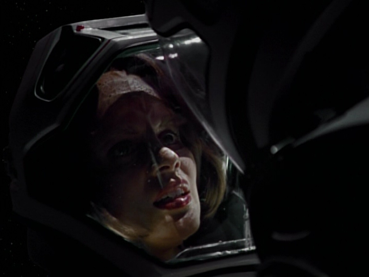 extant_StarTrekVoyager_4x03-DayOfHonor_4642.jpg