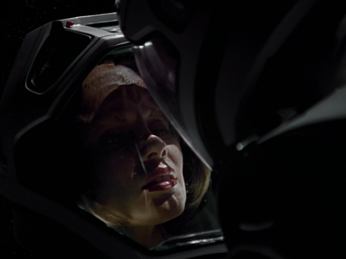 extant_StarTrekVoyager_4x03-DayOfHonor_4657.jpg