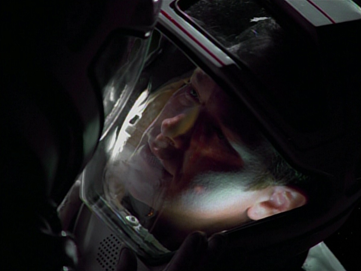 extant_StarTrekVoyager_4x03-DayOfHonor_4658.jpg