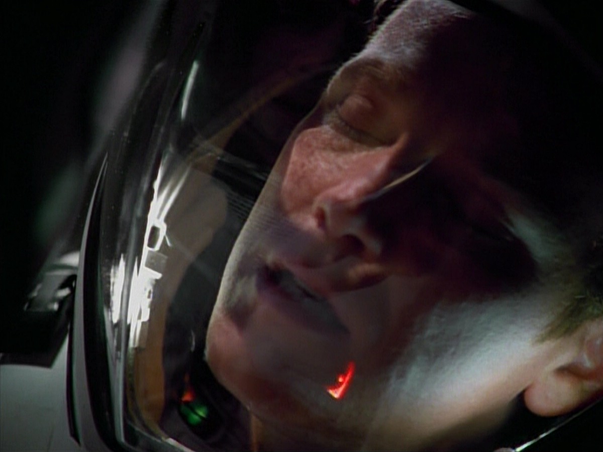 extant_StarTrekVoyager_4x03-DayOfHonor_4671.jpg