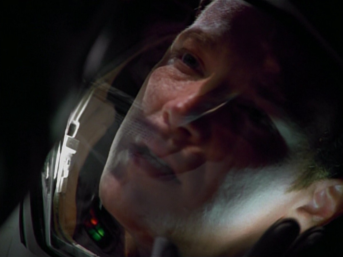 extant_StarTrekVoyager_4x03-DayOfHonor_4678.jpg