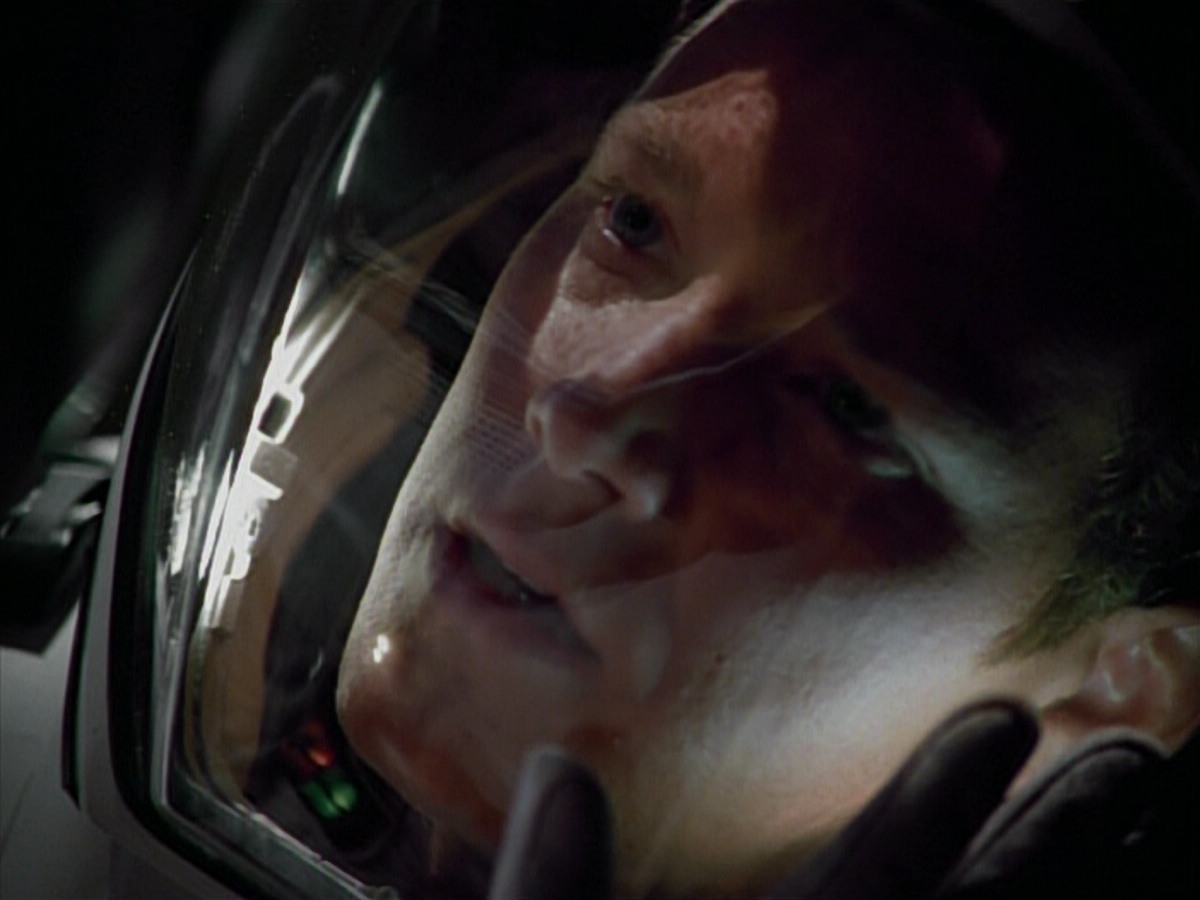 extant_StarTrekVoyager_4x03-DayOfHonor_4696.jpg