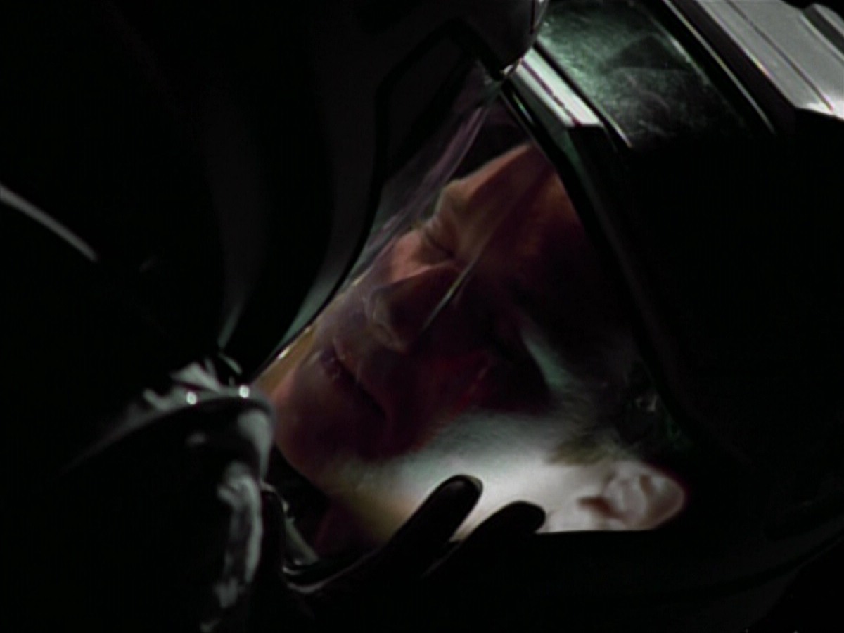 extant_StarTrekVoyager_4x03-DayOfHonor_4735.jpg