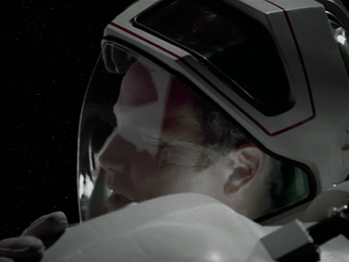 extant_StarTrekVoyager_4x03-DayOfHonor_4760.jpg