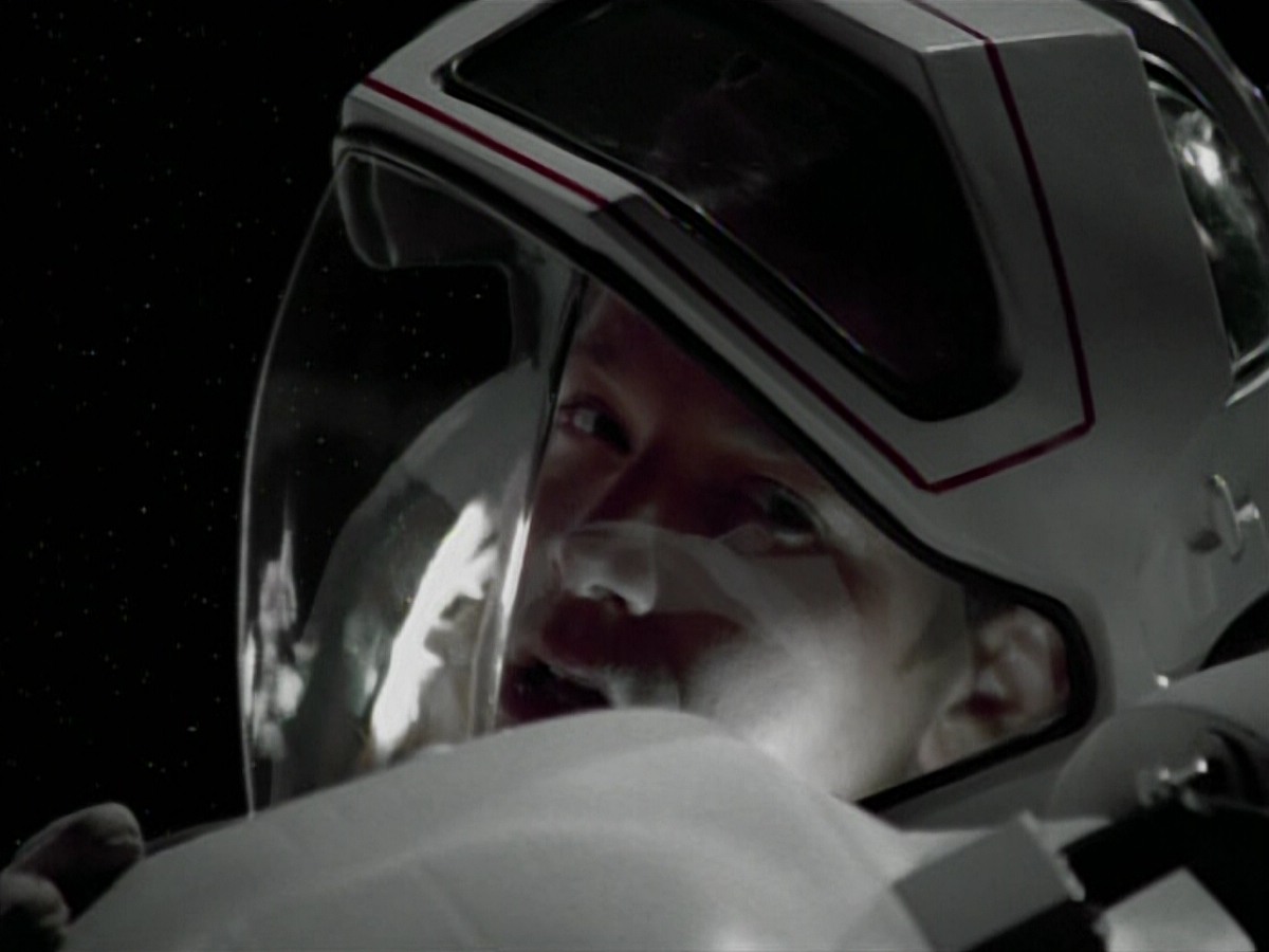 extant_StarTrekVoyager_4x03-DayOfHonor_4780.jpg