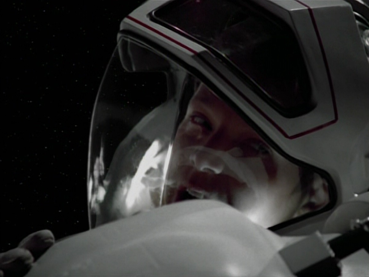 extant_StarTrekVoyager_4x03-DayOfHonor_4785.jpg