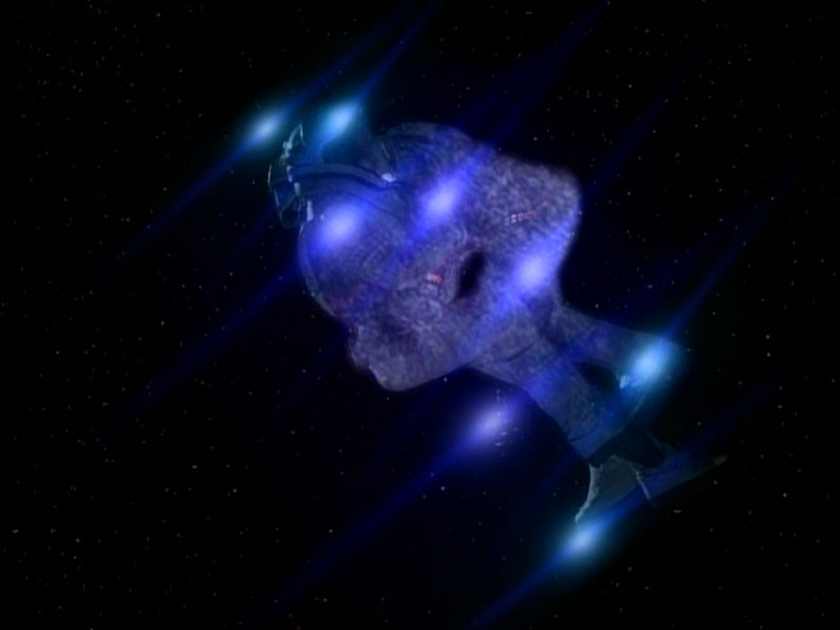 extant_StarTrekVoyager_4x03-DayOfHonor_4797.jpg