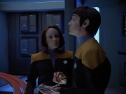 Filename=extant_StarTrekVoyager_4x03-DayOfHonor_0929.jpg
Filesize=116KiB
Dimensions=1200x900
Date added=May 29, 2018 extant_StarTrekVoyager_4x03-DayOfHonor_0929.jpg