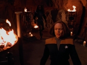 Filename=extant_StarTrekVoyager_4x03-DayOfHonor_1436.jpg
Filesize=132KiB
Dimensions=1200x900
Date added=May 29, 2018 extant_StarTrekVoyager_4x03-DayOfHonor_1436.jpg