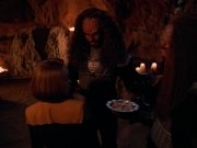 extant_StarTrekVoyager_4x03-DayOfHonor_1489.jpg
