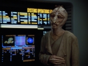 extant_StarTrekVoyager_4x03-DayOfHonor_1916.jpg